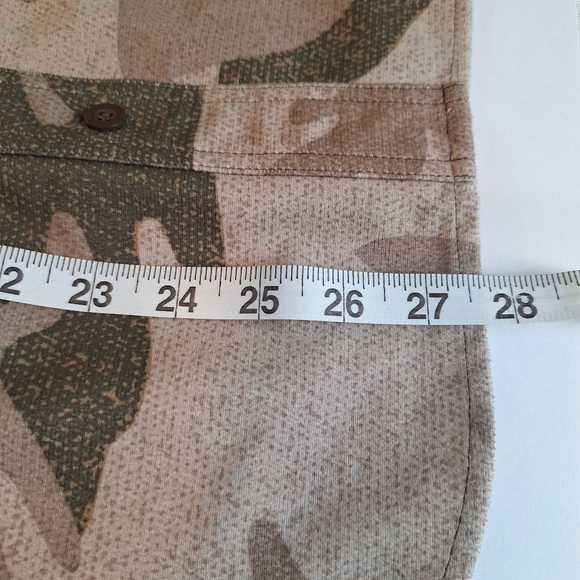 Cabela's Outdoor Gear Womens Medium Button Down Shirt Camo Hunting Military - Picture 14 of 15